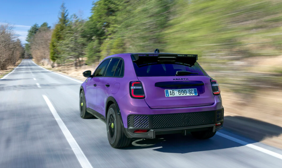 Nuova Abarth 600e