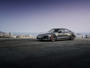 Nuova Audi e-tron GT