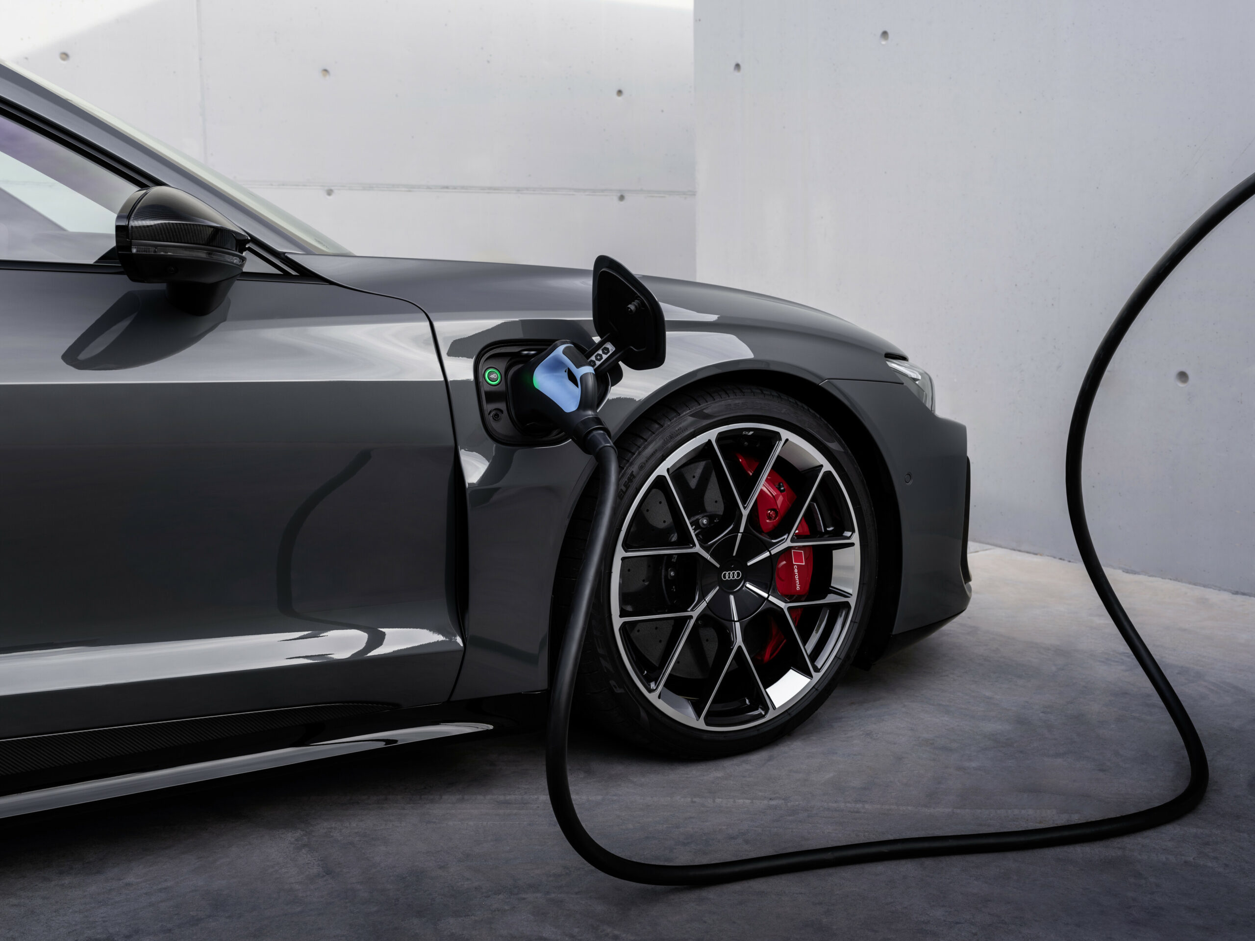 Nuova Audi e-tron GT