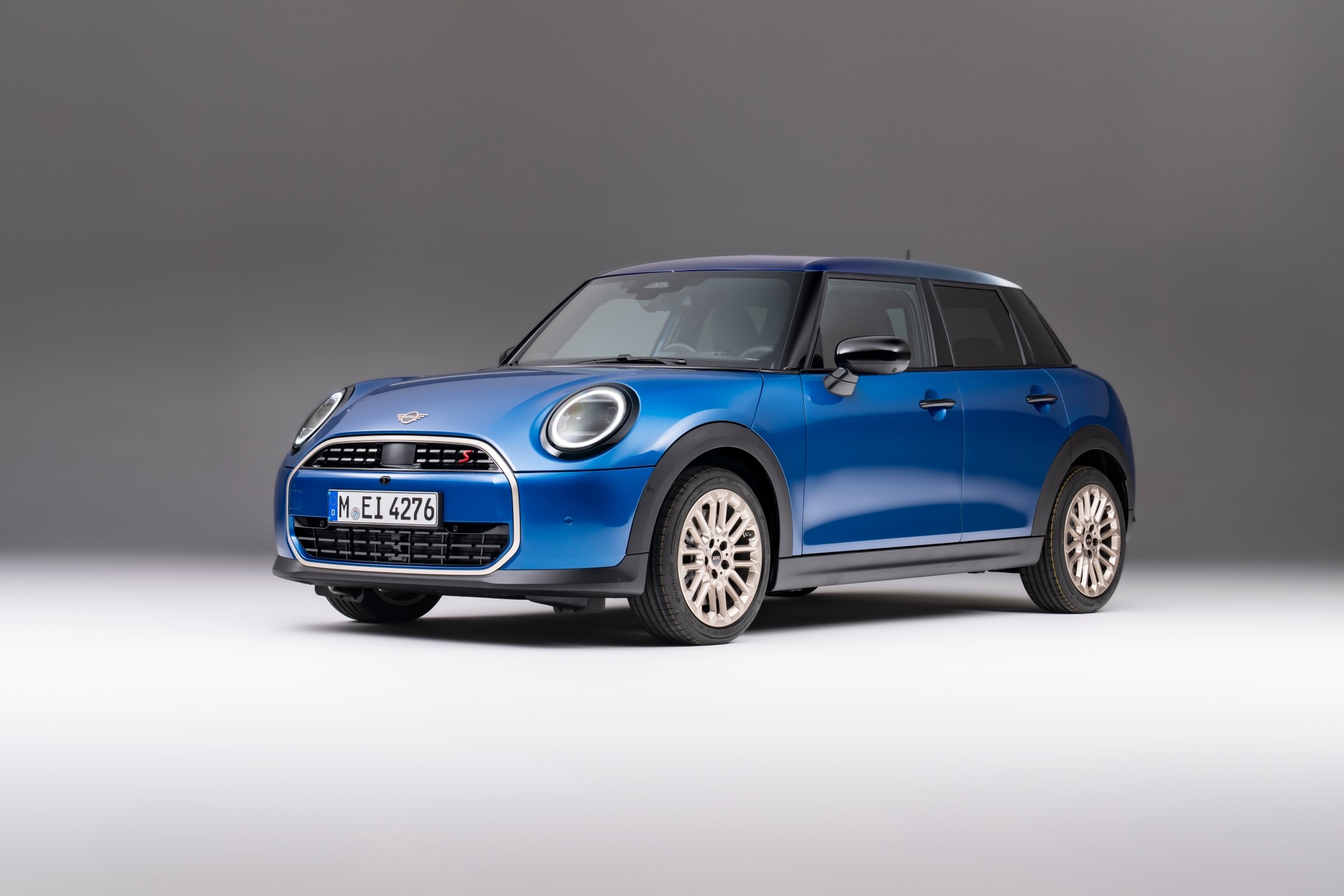 Nuova Mini Cooper 5 porte