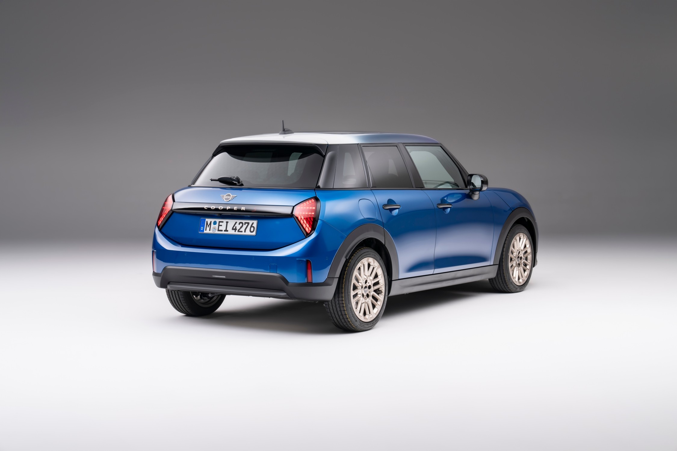 Nuova Mini Cooper 5 porte