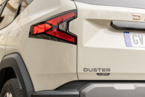 Dacia Duster Full Hybrid