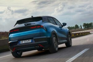 Alfa Romeo Junior Ibrida Q4 è ora aperta agli ordini Automakers