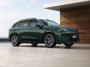 Leapmotor C10 REEV: primi test drive in Spagna OltreFrontiera