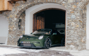 Zell am See celebra i 90 anni di Ferdinand Alexander Porsche News Fuoriorario