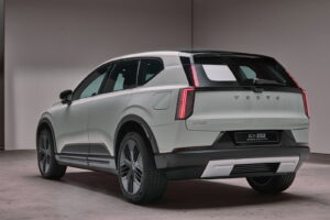 Volvo EX60 