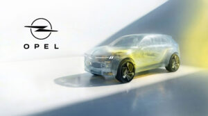 Nuovo C-SUV Opel: l’elettrico per l’Europa sarà pronto per il 2028 Elettriche ibride