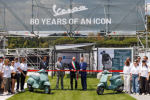 Vespa compie 80 anni