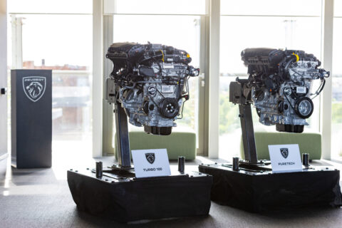 Nuovo motore Peugeot Turbo 100