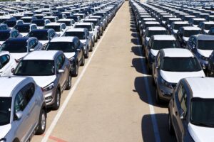Mercato auto Italia giugno