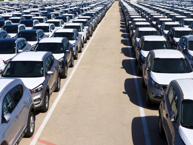 Mercato auto Italia giugno
