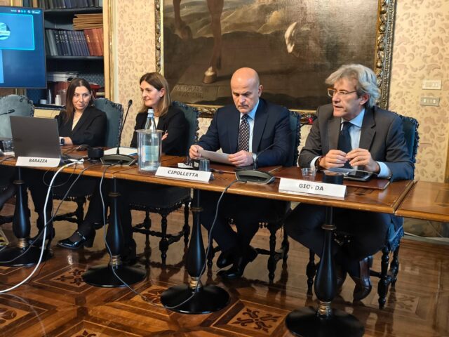 Componentistica auto, l’Italia rallenta: fatturato a 53,5 miliardi Componentistica auto