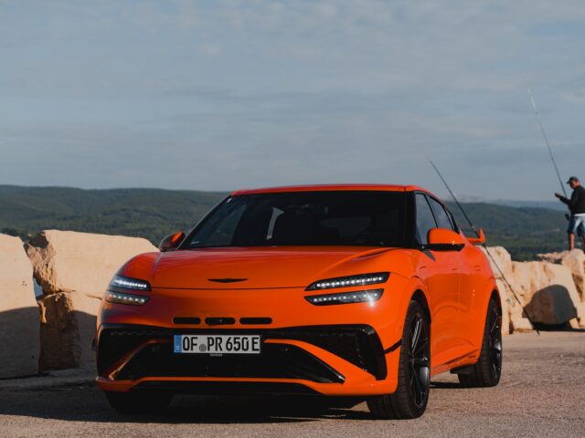 Genesis GV60 Magma